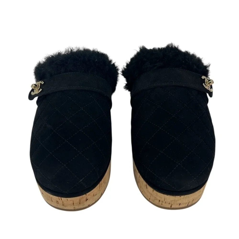 Chanel 21A Black Shearling‎ CC Turn Clasp Quilt Cork Mules Size 36